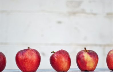 hanging-apples