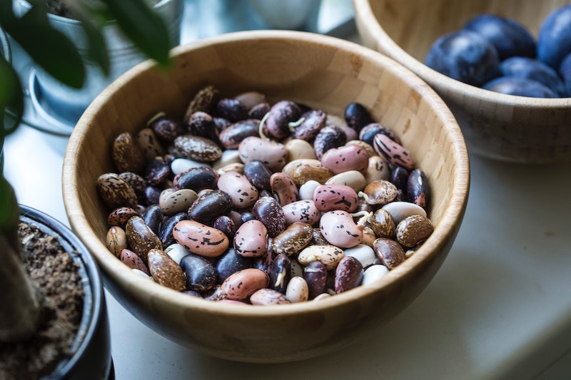 bobbing-for-apples-in-baked-beans